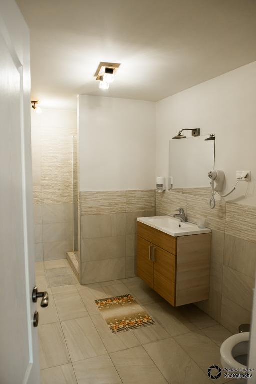 Pensiunea Schwartz Cluj-Napoca Exteriör bild